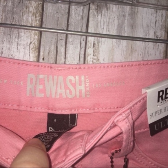 NWT Rewash High Rise Pink Icing Shorts - Picture 4 of 4